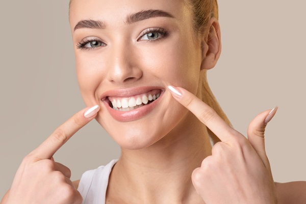 Smile Makeover: Enhancing The Smile With Cosmetic Dentistry